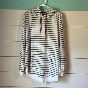 Maurices Sweatshirt